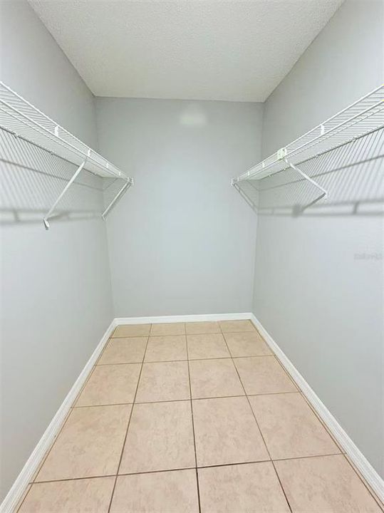For Rent: $1,750 (3 beds, 2 baths, 1311 Square Feet)