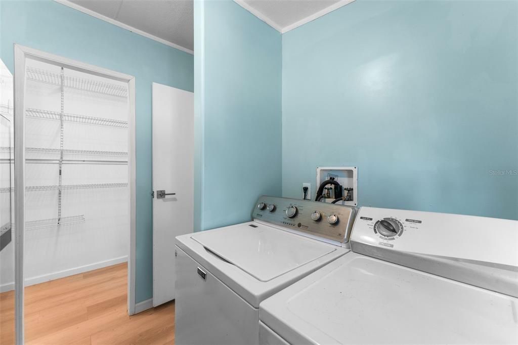 For Sale: $225,000 (4 beds, 2 baths, 1820 Square Feet)