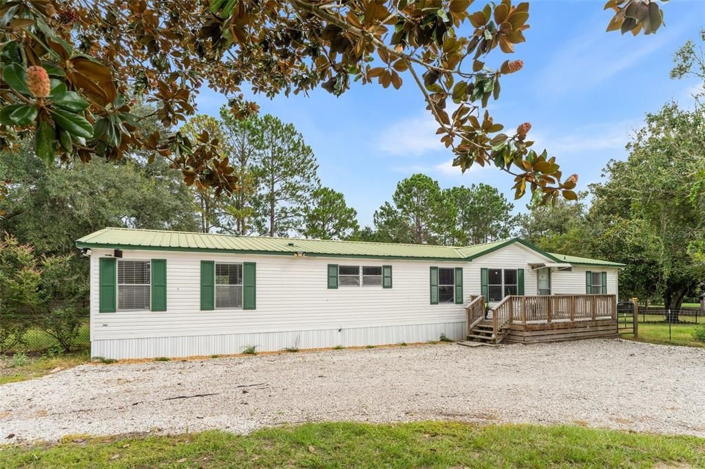 For Sale: $225,000 (4 beds, 2 baths, 1820 Square Feet)