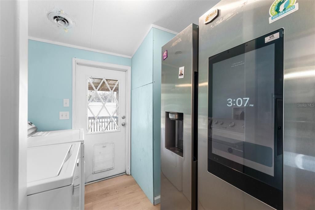 For Sale: $225,000 (4 beds, 2 baths, 1820 Square Feet)