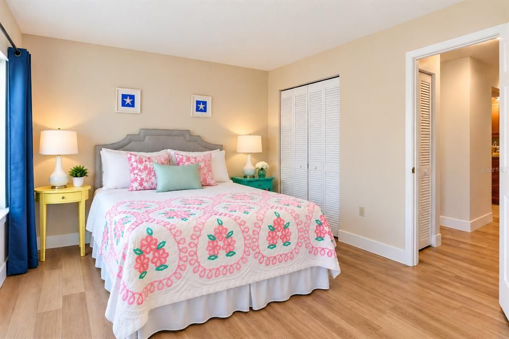 For Sale: $860,000 (5 beds, 3 baths, 3189 Square Feet)