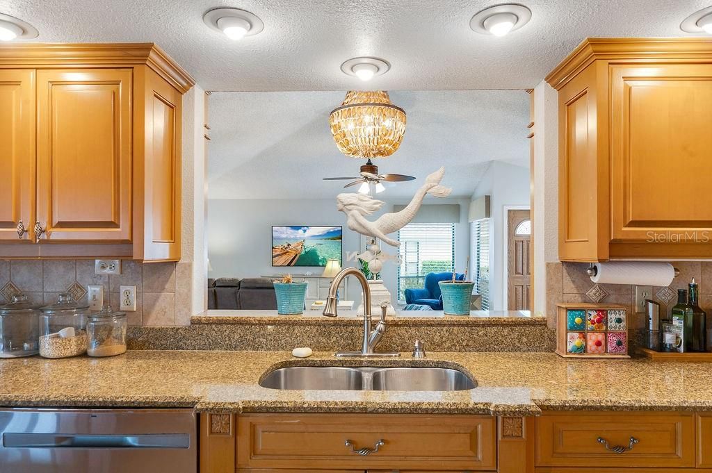 For Sale: $860,000 (5 beds, 3 baths, 3189 Square Feet)