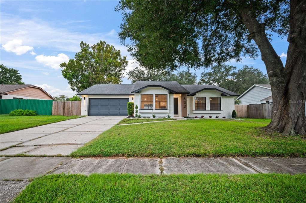 En Venta: $574,900 (4 camas, 2 baños, 1917 Pies cuadrados)