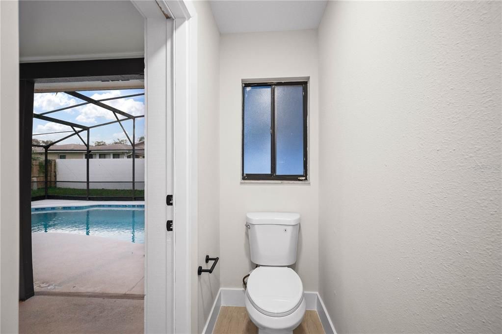En Venta: $574,900 (4 camas, 2 baños, 1917 Pies cuadrados)