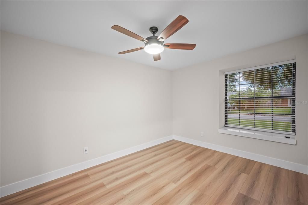 En Venta: $574,900 (4 camas, 2 baños, 1917 Pies cuadrados)