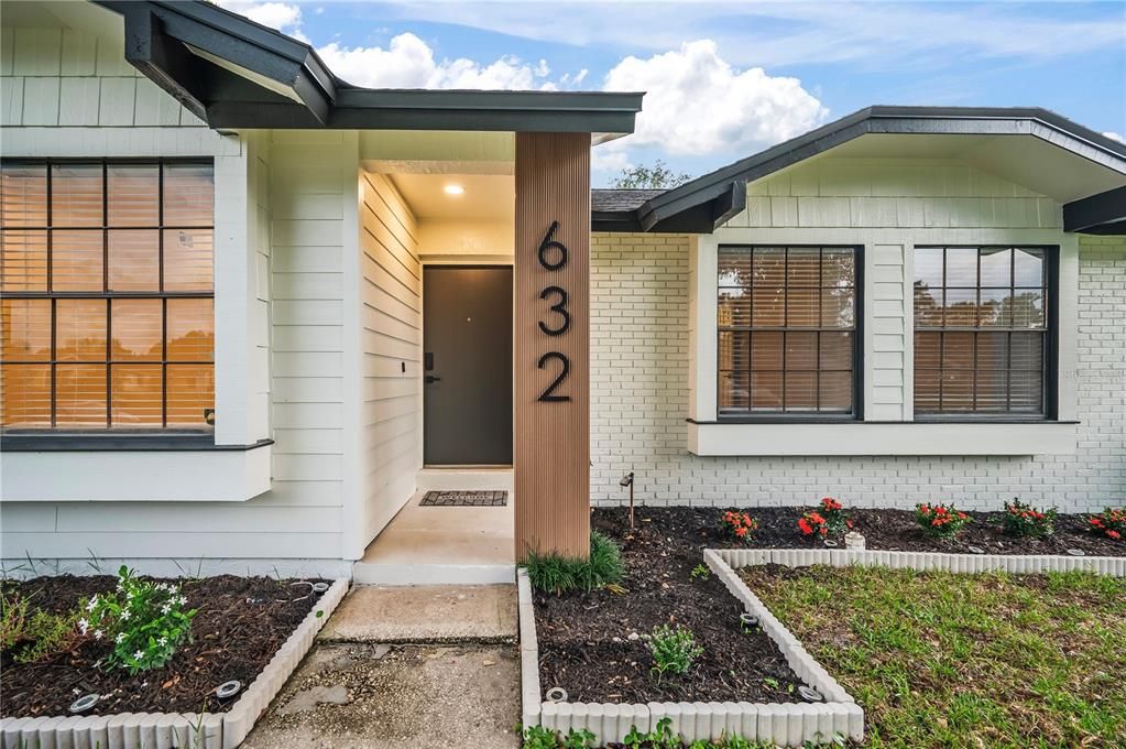 En Venta: $574,900 (4 camas, 2 baños, 1917 Pies cuadrados)