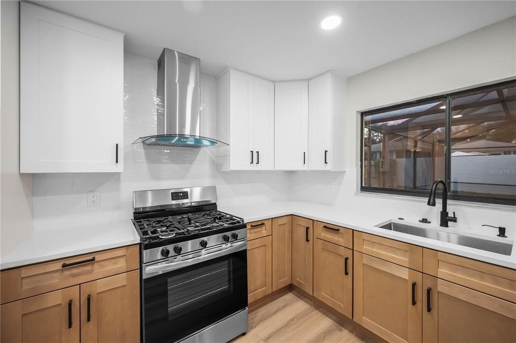 En Venta: $574,900 (4 camas, 2 baños, 1917 Pies cuadrados)