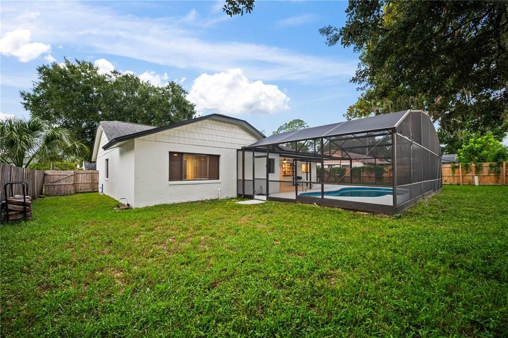 En Venta: $574,900 (4 camas, 2 baños, 1917 Pies cuadrados)