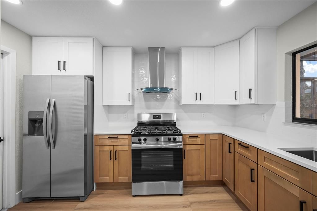 En Venta: $574,900 (4 camas, 2 baños, 1917 Pies cuadrados)