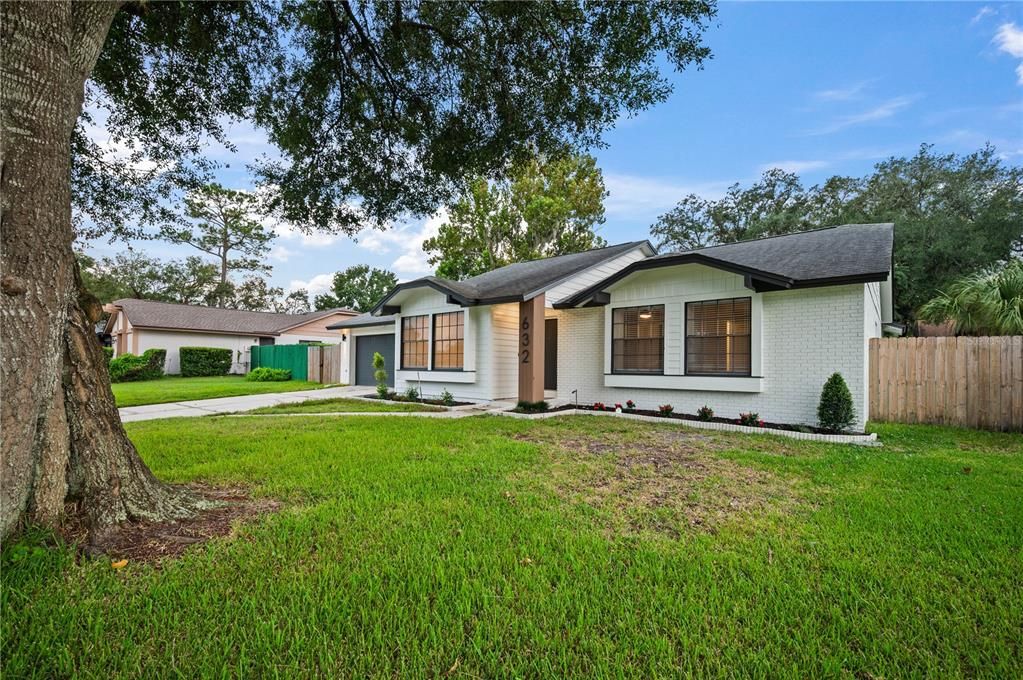 En Venta: $574,900 (4 camas, 2 baños, 1917 Pies cuadrados)