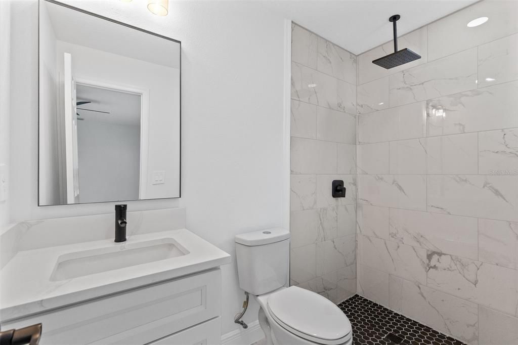 En Venta: $340,000 (4 camas, 2 baños, 1469 Pies cuadrados)