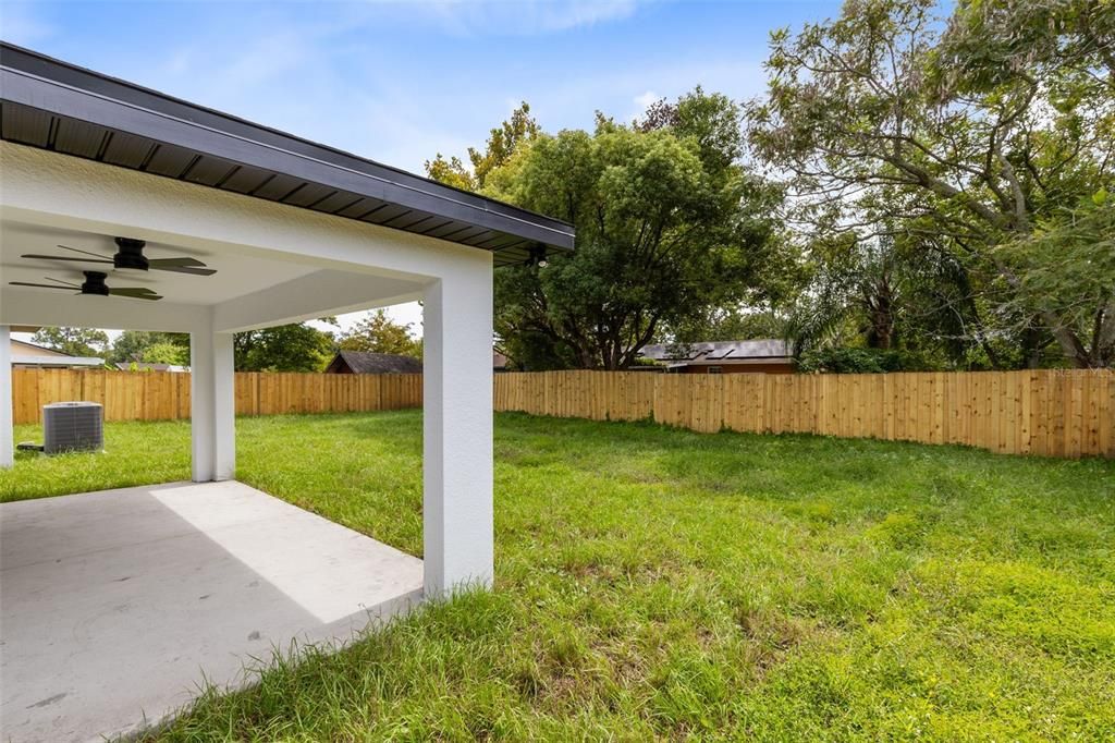 En Venta: $340,000 (4 camas, 2 baños, 1469 Pies cuadrados)