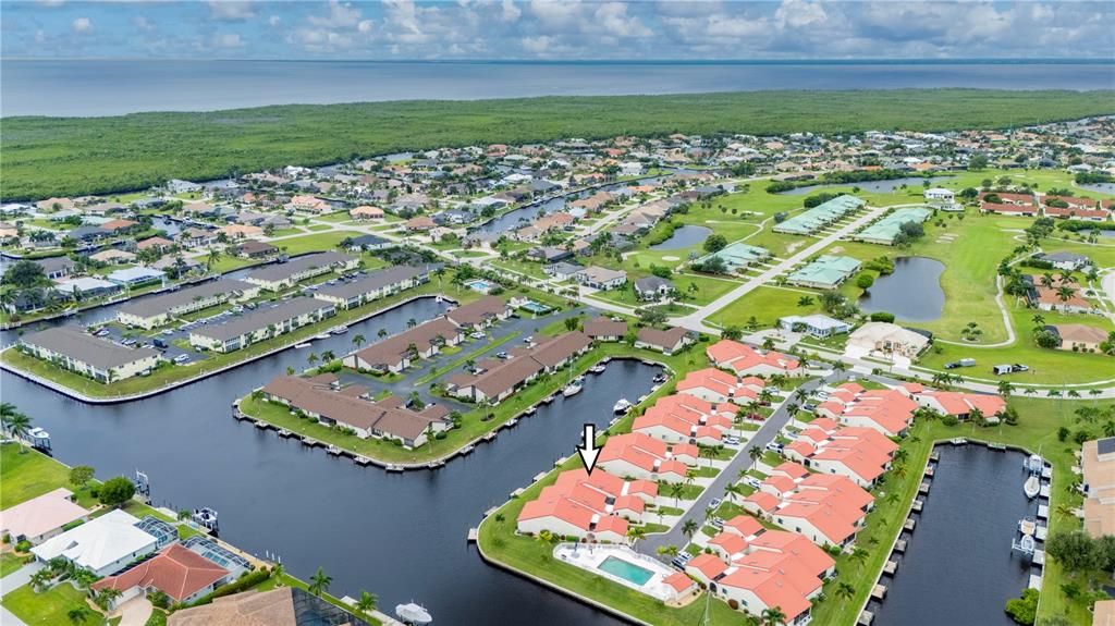 На продажу: $299,000 (2 спален, 2 ванн, 1441 Квадратных фут)