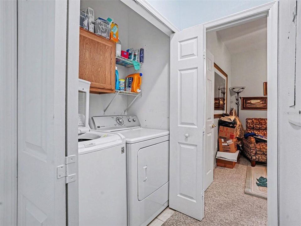 For Sale: $249,900 (2 beds, 2 baths, 1317 Square Feet)