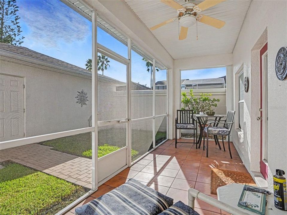 For Sale: $249,900 (2 beds, 2 baths, 1317 Square Feet)