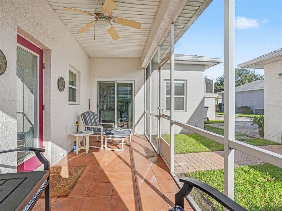 For Sale: $249,900 (2 beds, 2 baths, 1317 Square Feet)