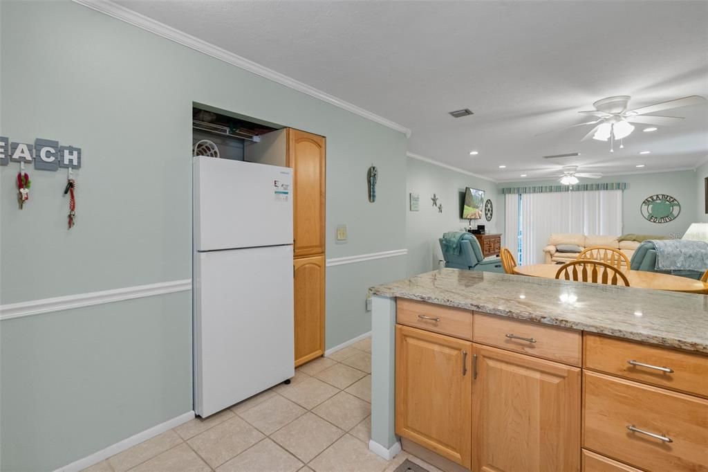 En Venta: $315,000 (2 camas, 2 baños, 1016 Pies cuadrados)