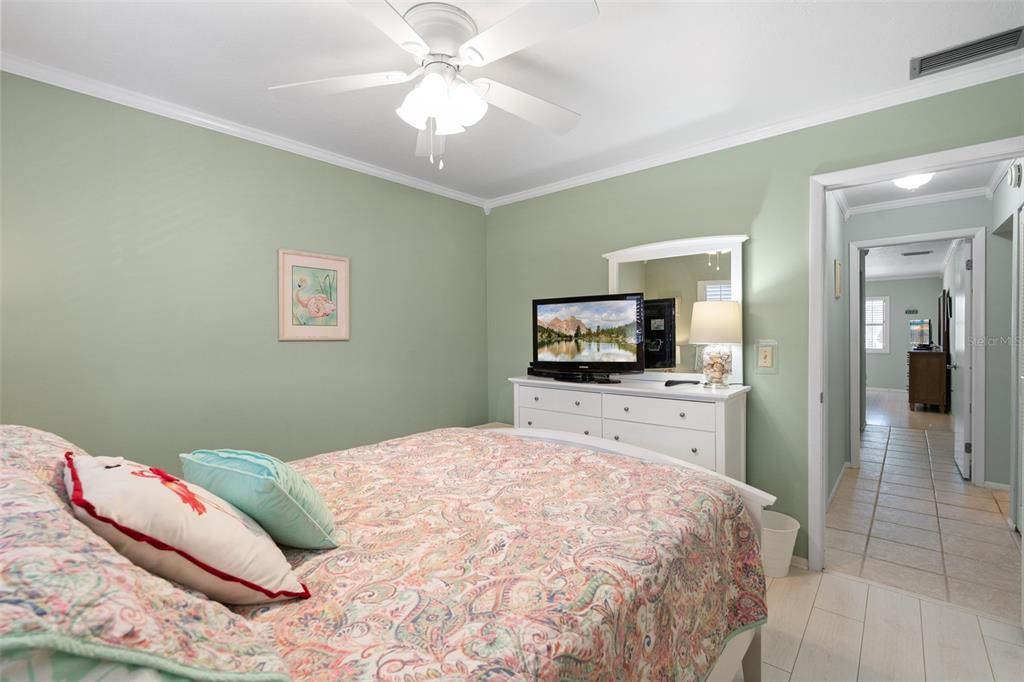 En Venta: $315,000 (2 camas, 2 baños, 1016 Pies cuadrados)