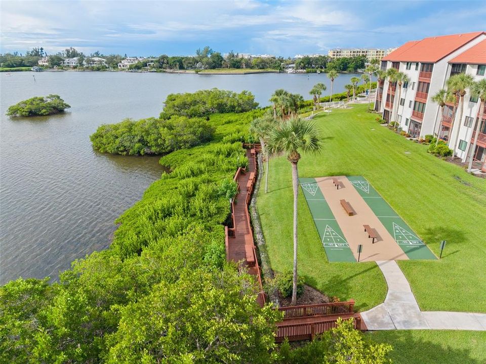 En Venta: $315,000 (2 camas, 2 baños, 1016 Pies cuadrados)