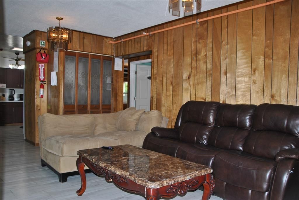 For Rent: $4,500 (5 beds, 2 baths, 1759 Square Feet)