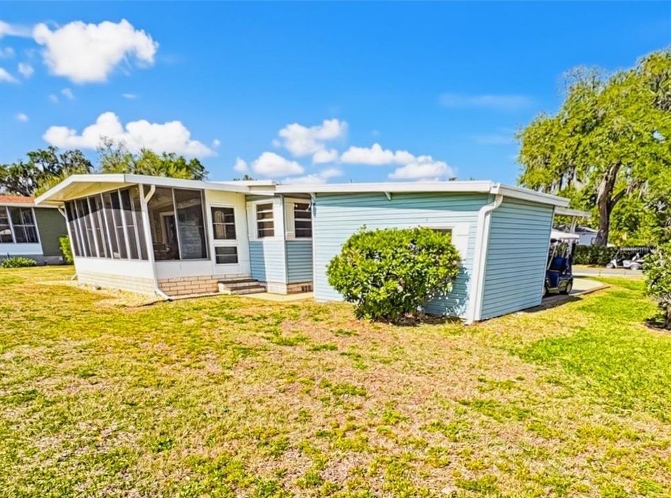 For Sale: $179,900 (2 beds, 2 baths, 1120 Square Feet)