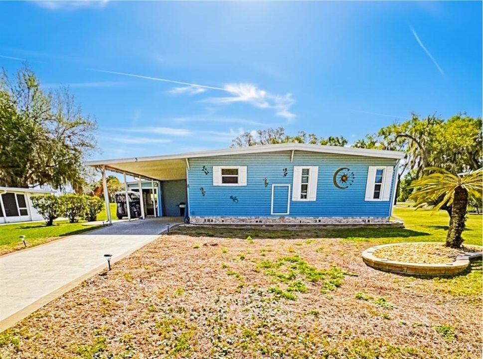 For Sale: $179,900 (2 beds, 2 baths, 1120 Square Feet)