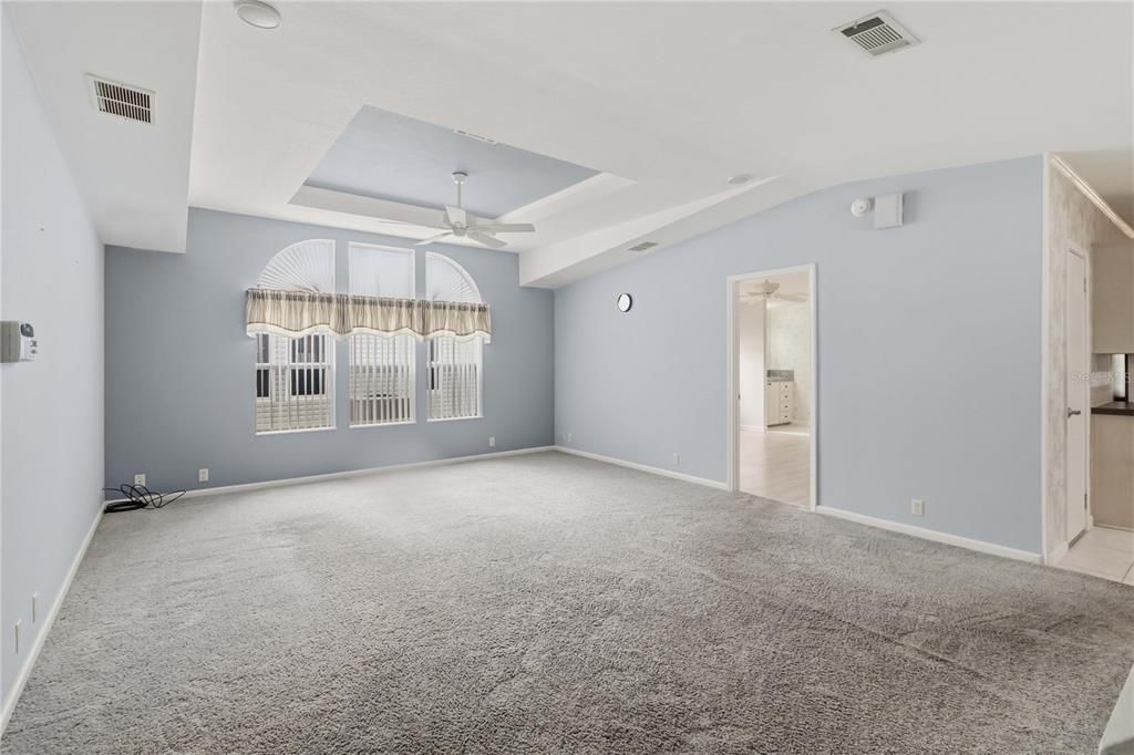 На продажу: $215,000 (3 спален, 2 ванн, 1568 Квадратных фут)