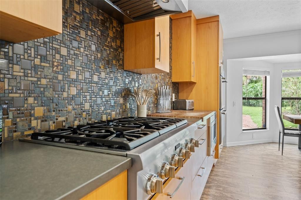 На продажу: $599,000 (4 спален, 3 ванн, 2612 Квадратных фут)