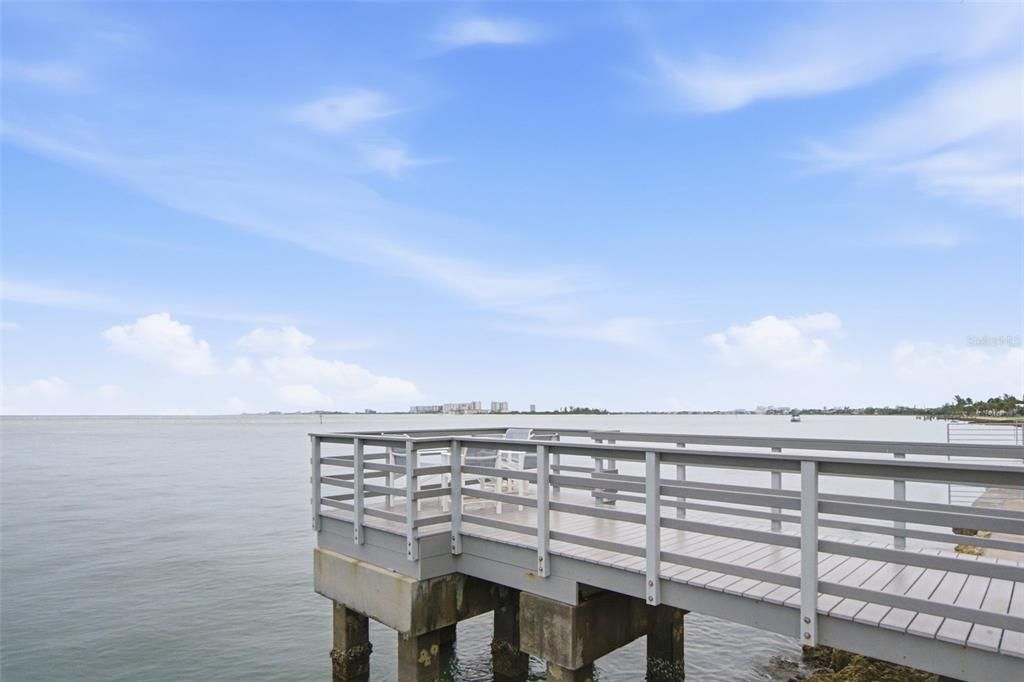 For Sale: $649,000 (2 beds, 2 baths, 1435 Square Feet)