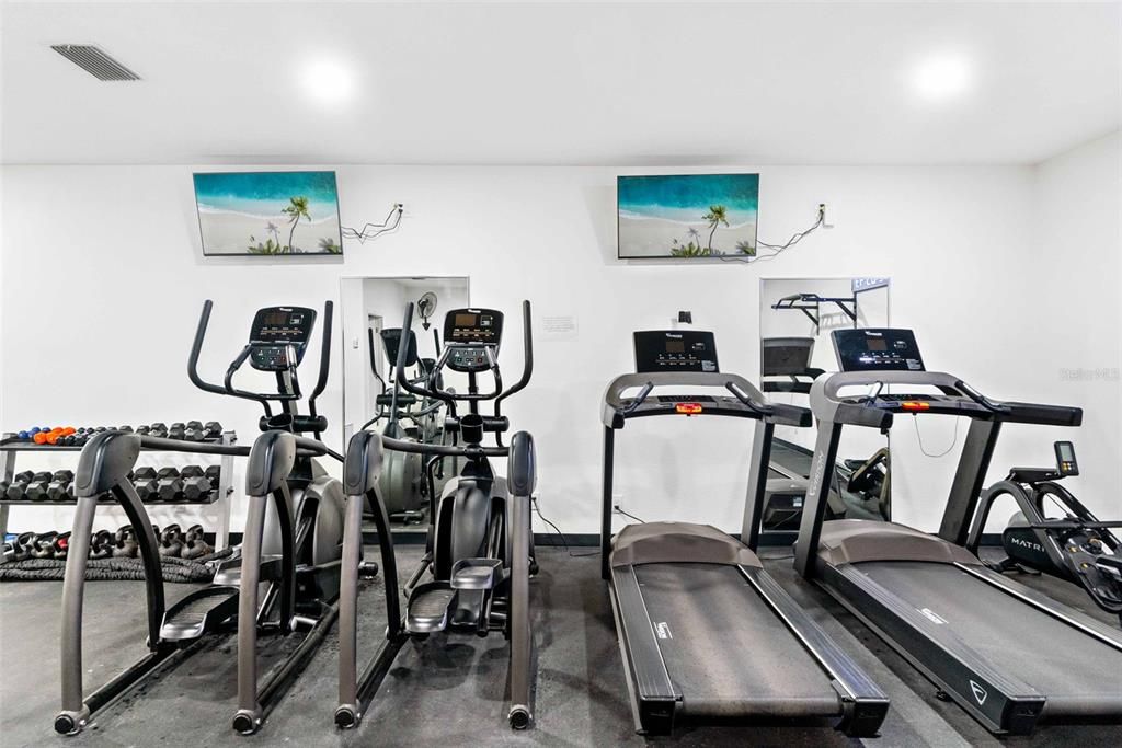 For Sale: $649,000 (2 beds, 2 baths, 1435 Square Feet)