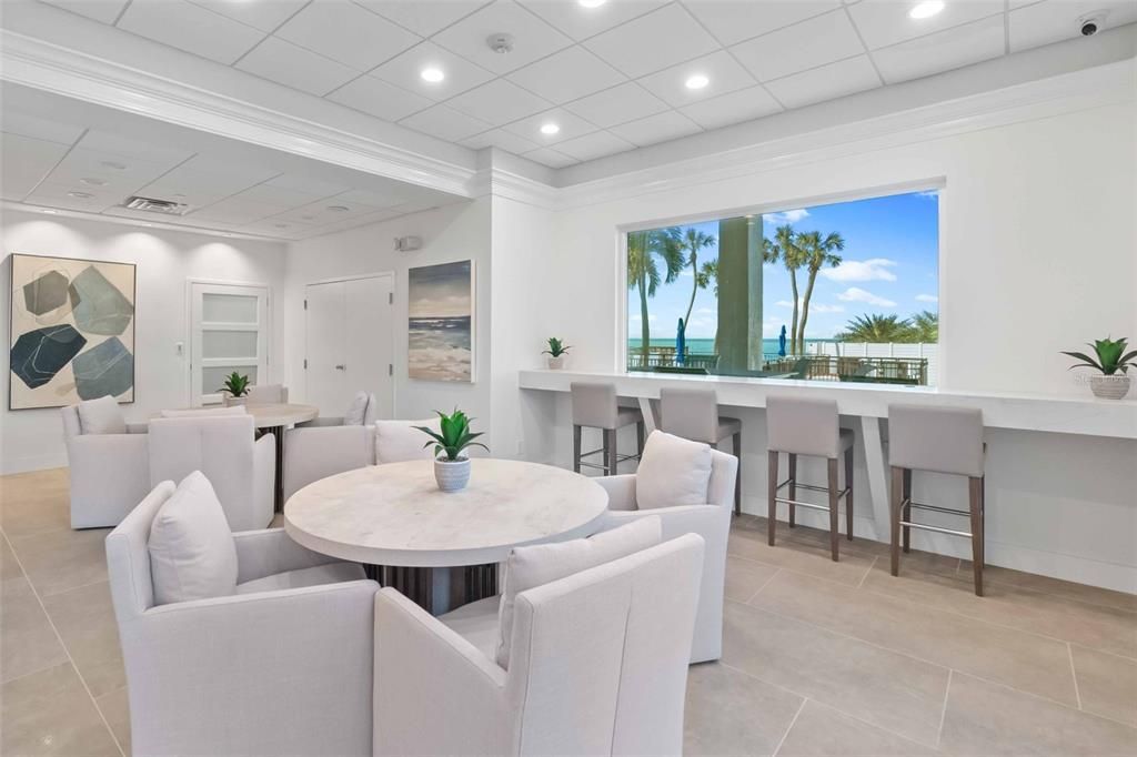 For Sale: $649,000 (2 beds, 2 baths, 1435 Square Feet)