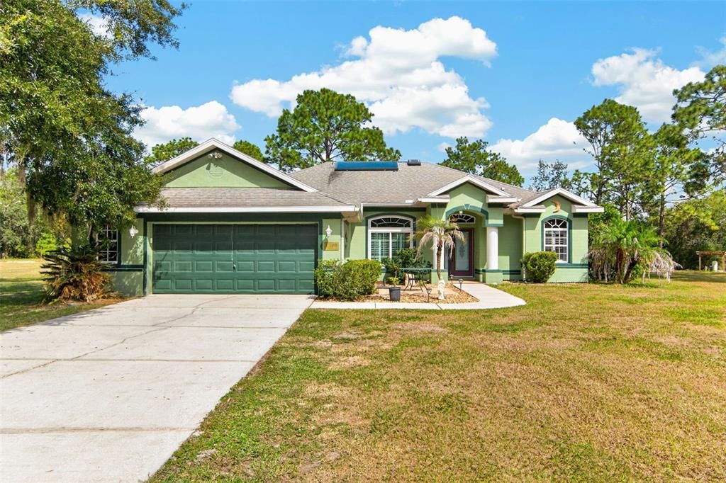 For Sale: $500,000 (3 beds, 2 baths, 1736 Square Feet)