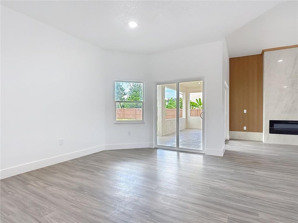 На продажу: $450,000 (4 спален, 2 ванн, 2237 Квадратных фут)