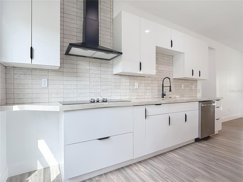 На продажу: $450,000 (4 спален, 2 ванн, 2237 Квадратных фут)