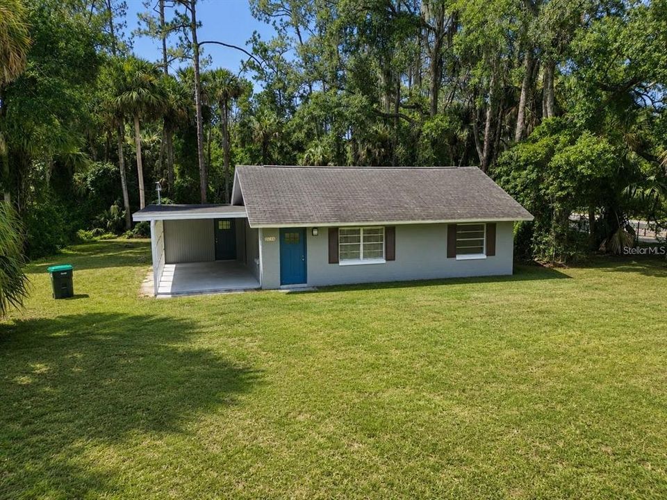 For Rent: $1,600 (2 beds, 1 baths, 816 Square Feet)
