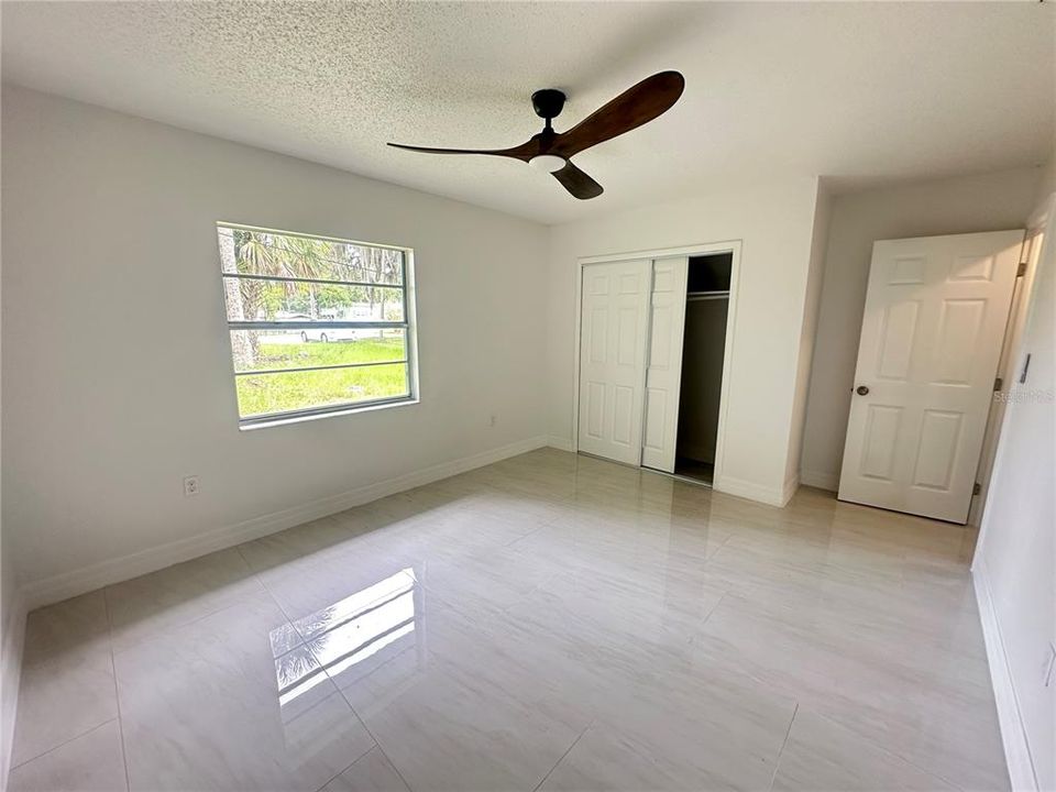 For Rent: $1,600 (2 beds, 1 baths, 816 Square Feet)