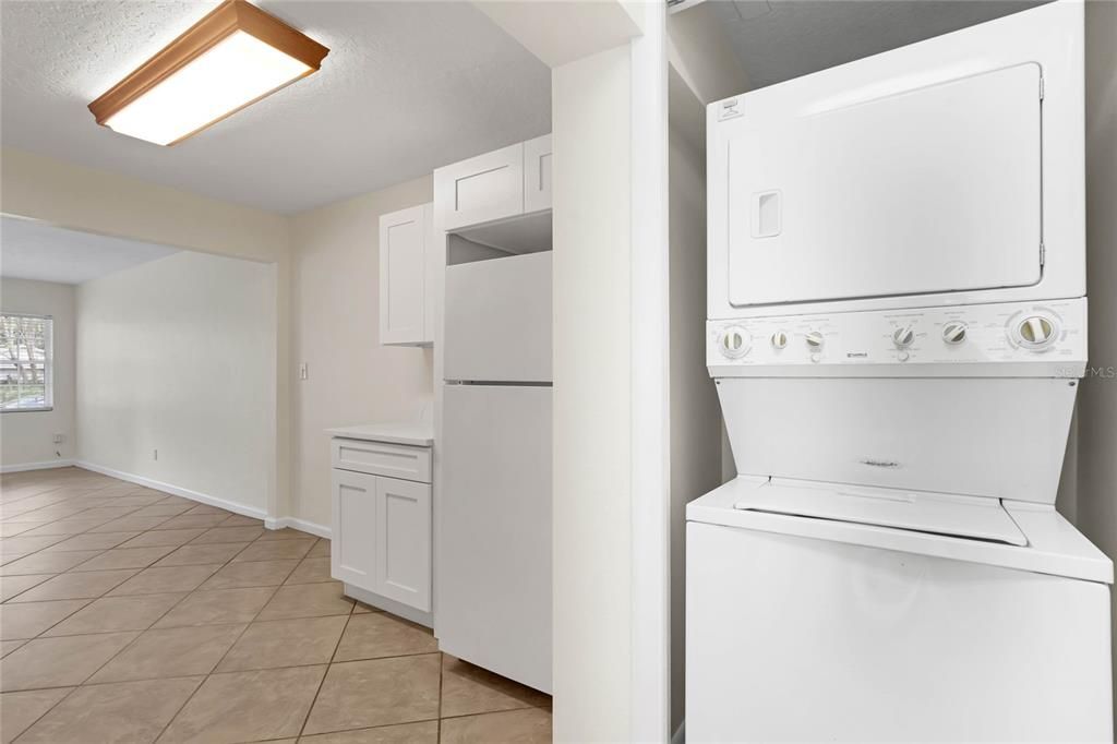 For Rent: $2,100 (3 beds, 2 baths, 1057 Square Feet)