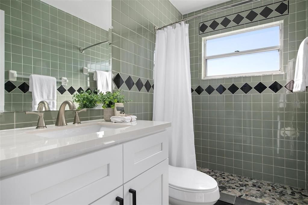 For Rent: $1,500 (2 beds, 2 baths, 1110 Square Feet)