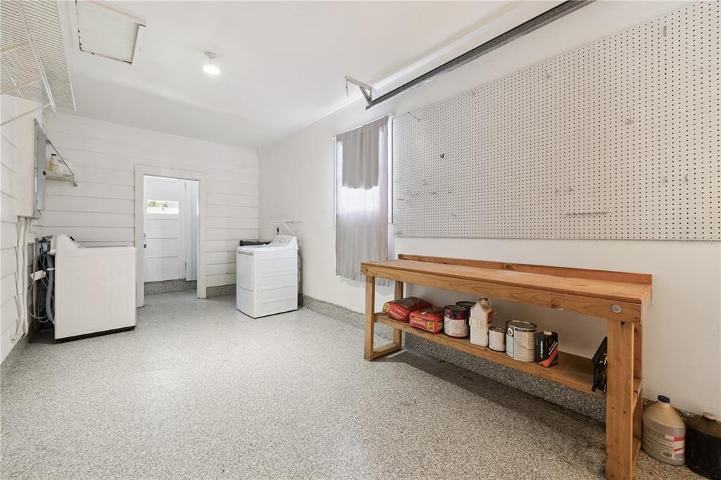 В аренду: $2,500 (2 спален, 1 ванн, 1126 Квадратных фут)