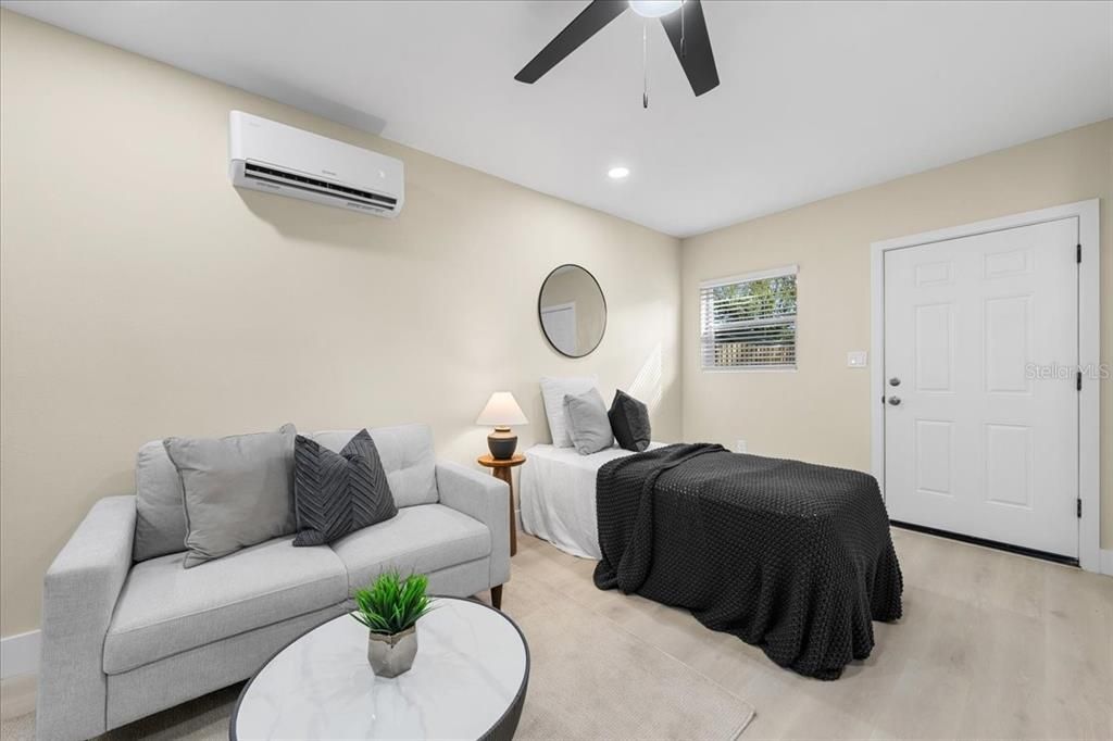 En Venta: $459,900 (2 camas, 2 baños, 1240 Pies cuadrados)