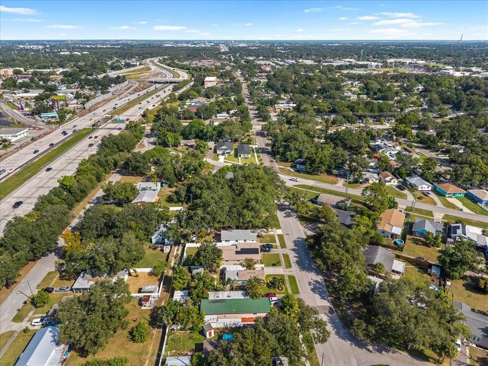 En Venta: $459,900 (2 camas, 2 baños, 1240 Pies cuadrados)