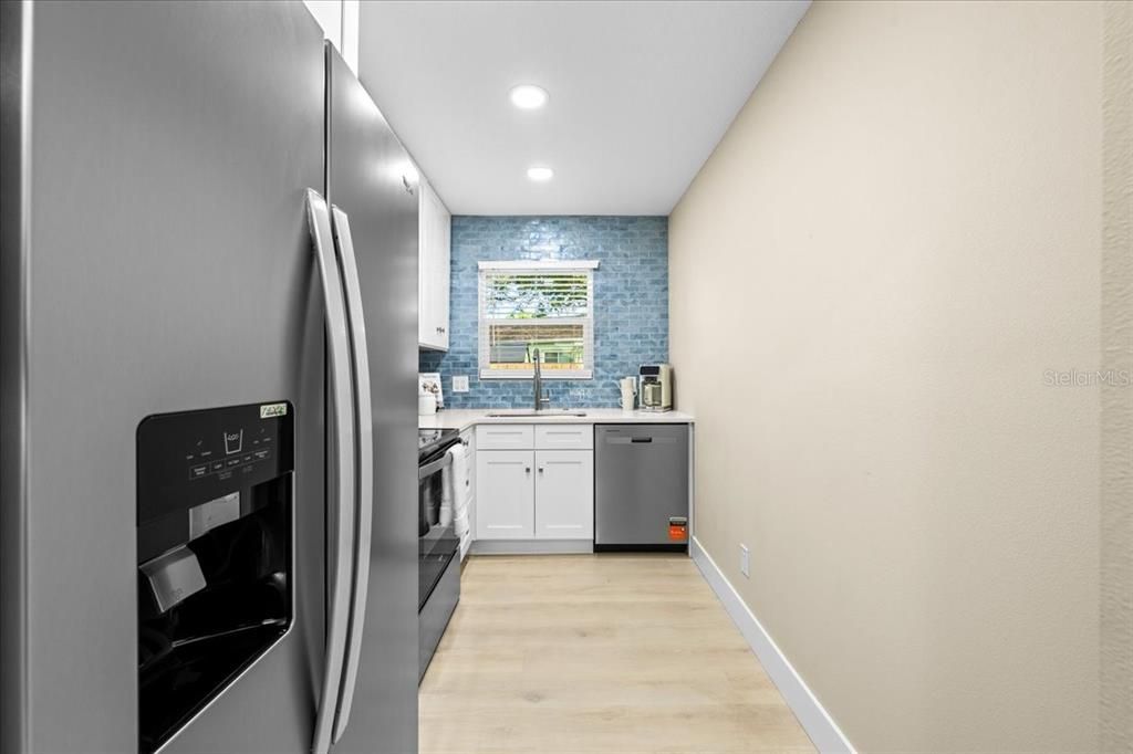 En Venta: $459,900 (2 camas, 2 baños, 1240 Pies cuadrados)