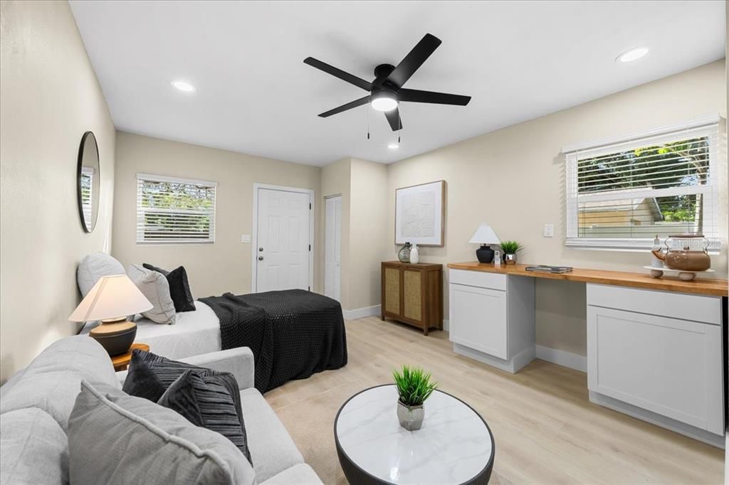 En Venta: $459,900 (2 camas, 2 baños, 1240 Pies cuadrados)