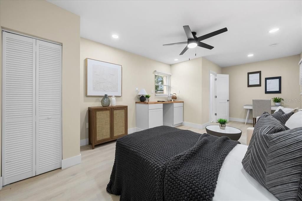 En Venta: $459,900 (2 camas, 2 baños, 1240 Pies cuadrados)