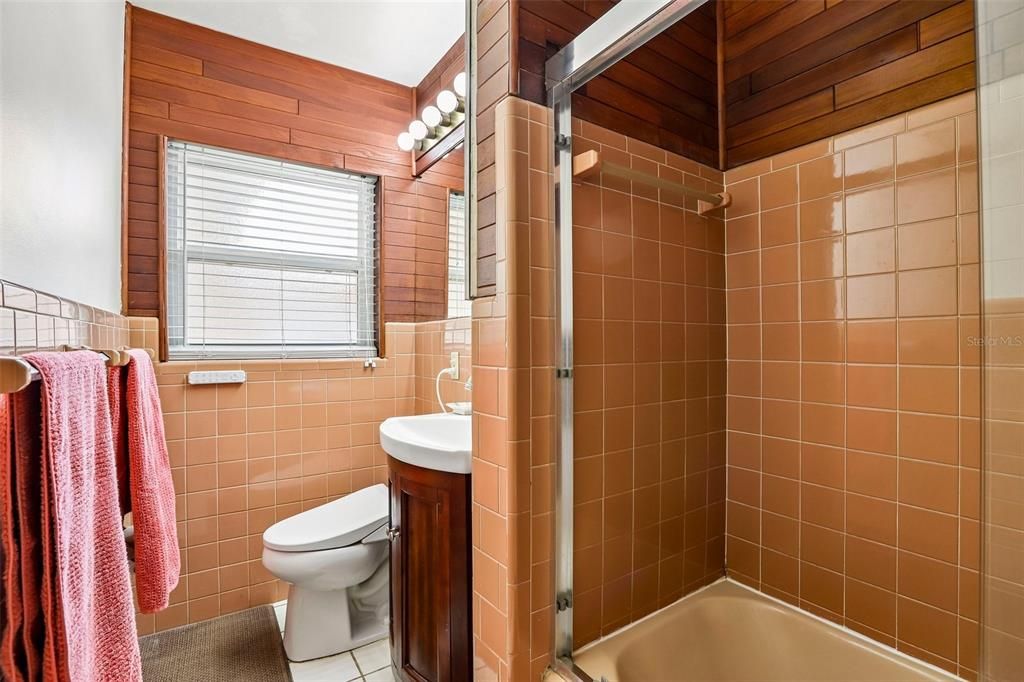 For Sale: $1,250,000 (3 beds, 2 baths, 2480 Square Feet)