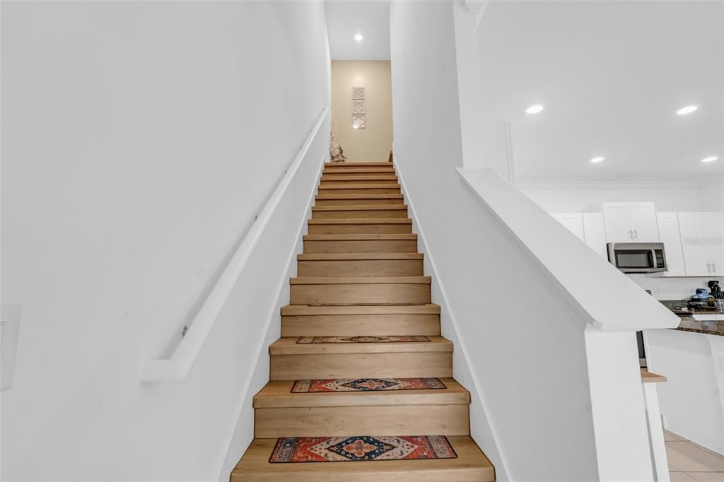 For Rent: $2,600 (3 beds, 2 baths, 1861 Square Feet)