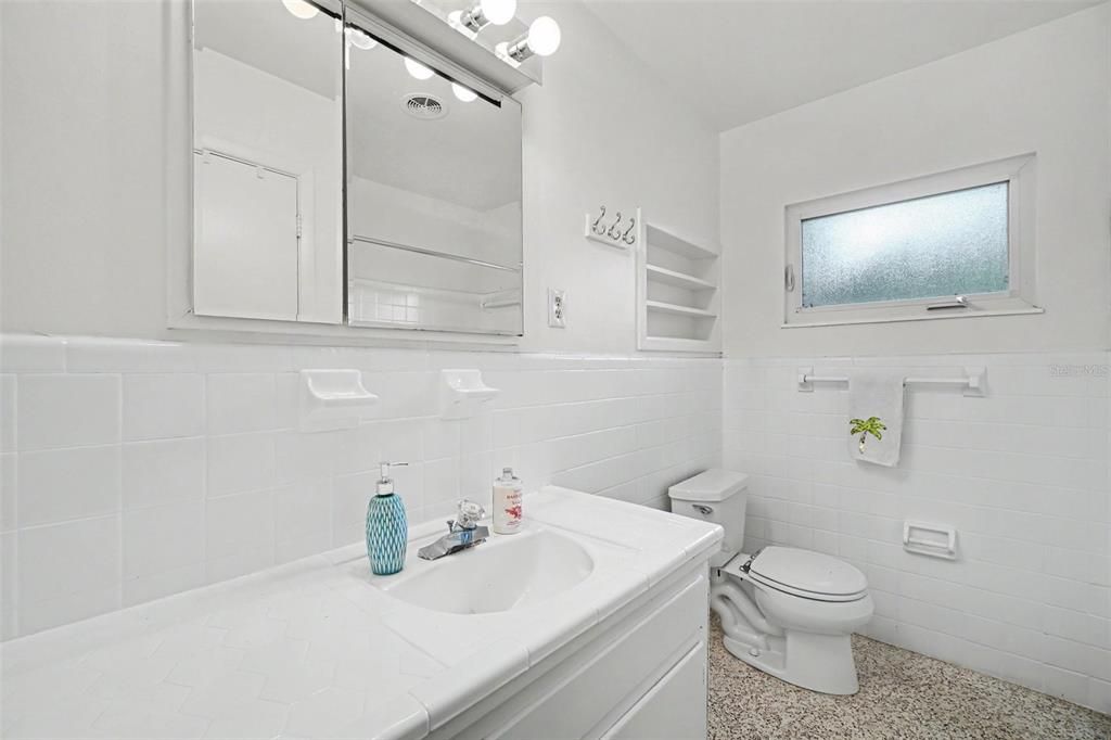 En Venta: $1,100,000 (2 camas, 2 baños, 1796 Pies cuadrados)