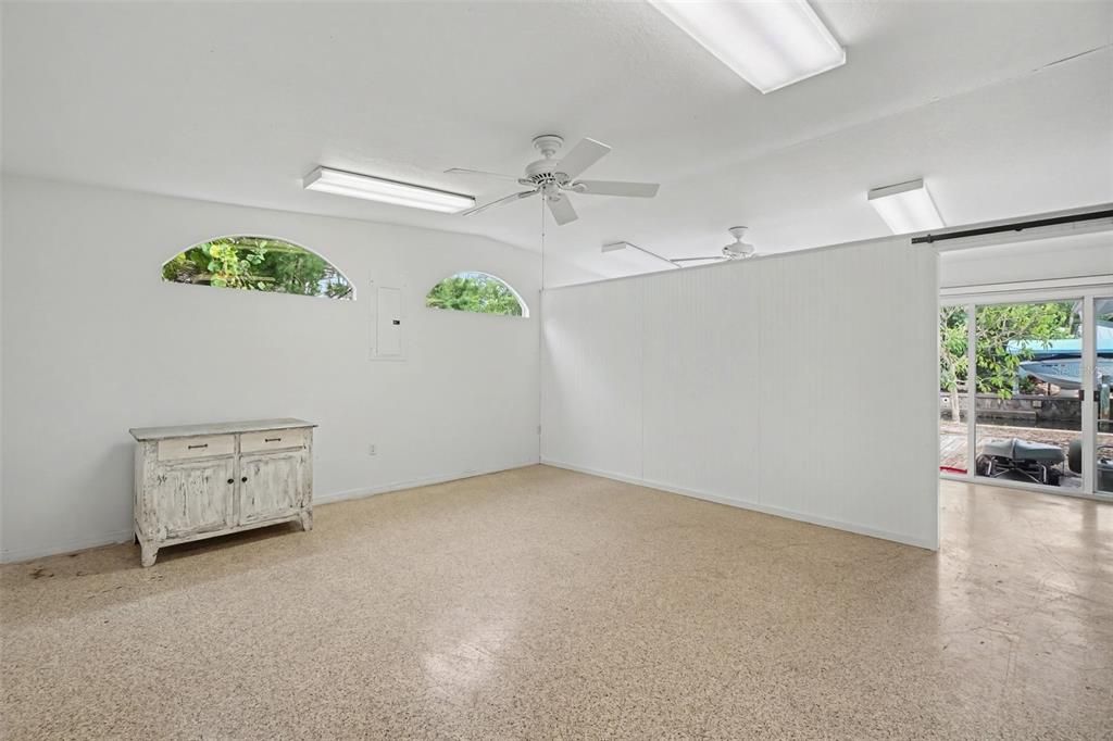 En Venta: $1,100,000 (2 camas, 2 baños, 1796 Pies cuadrados)