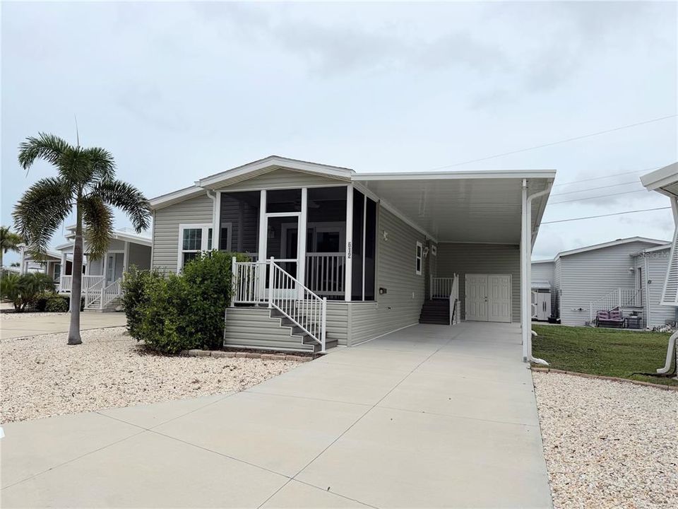 For Sale: $345,000 (2 beds, 2 baths, 1328 Square Feet)