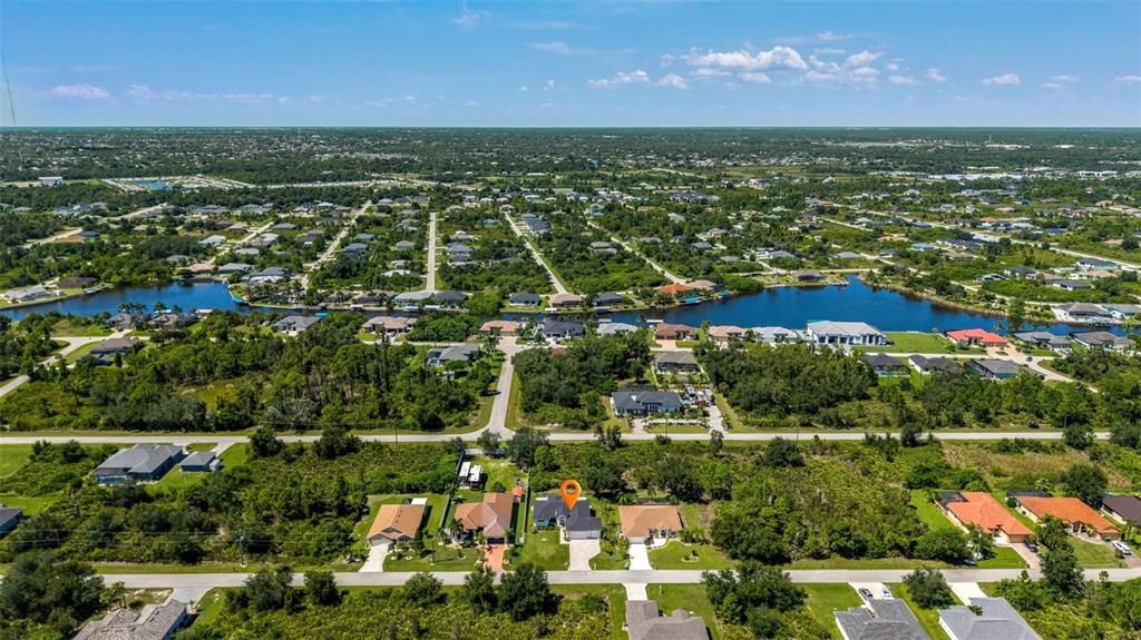 For Sale: $419,000 (4 beds, 2 baths, 1723 Square Feet)